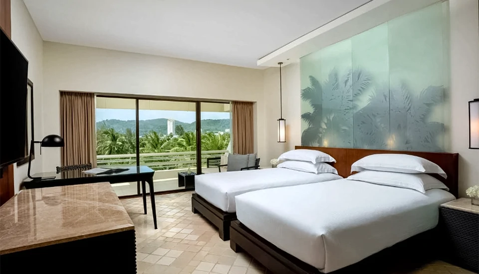 هتل پولمن کارون بیچ ریزورت پوکت